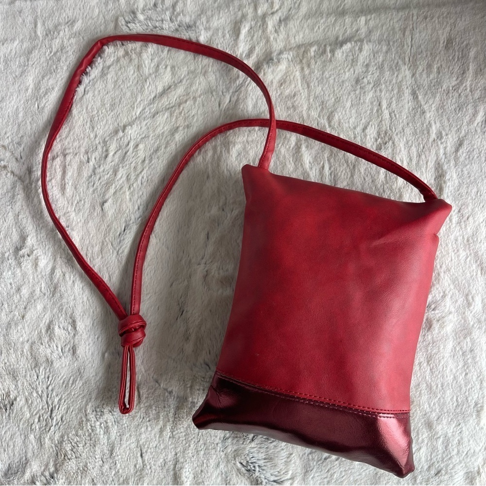 Sorbetto Accesori Elegant Red Crossbody Bag - Picture 8 of 12